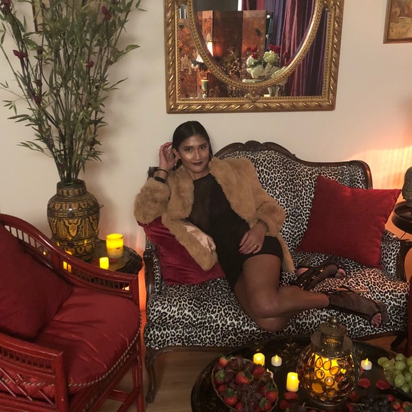 Meet your Posher, Samantha - Picture 4 of 5